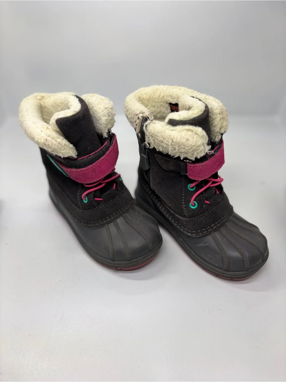 Cat & Jack Girls Winter Snow Boots Size 11 Black Pink Thermolite